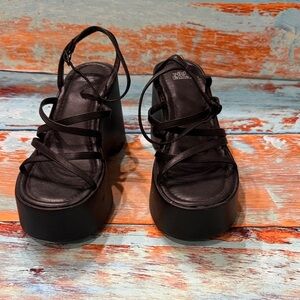 wild fable Black Strappy Platform Sandals